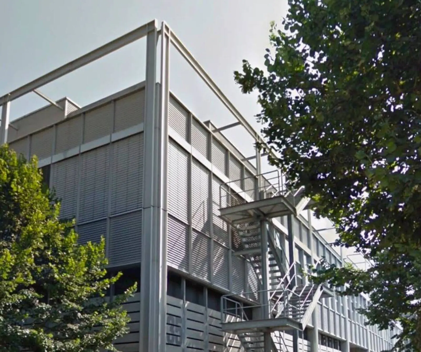 Neuer Standort der B&auml;ren Liegenschaftsdienst GmbH an der Freiburgstrasse 435 in Bern